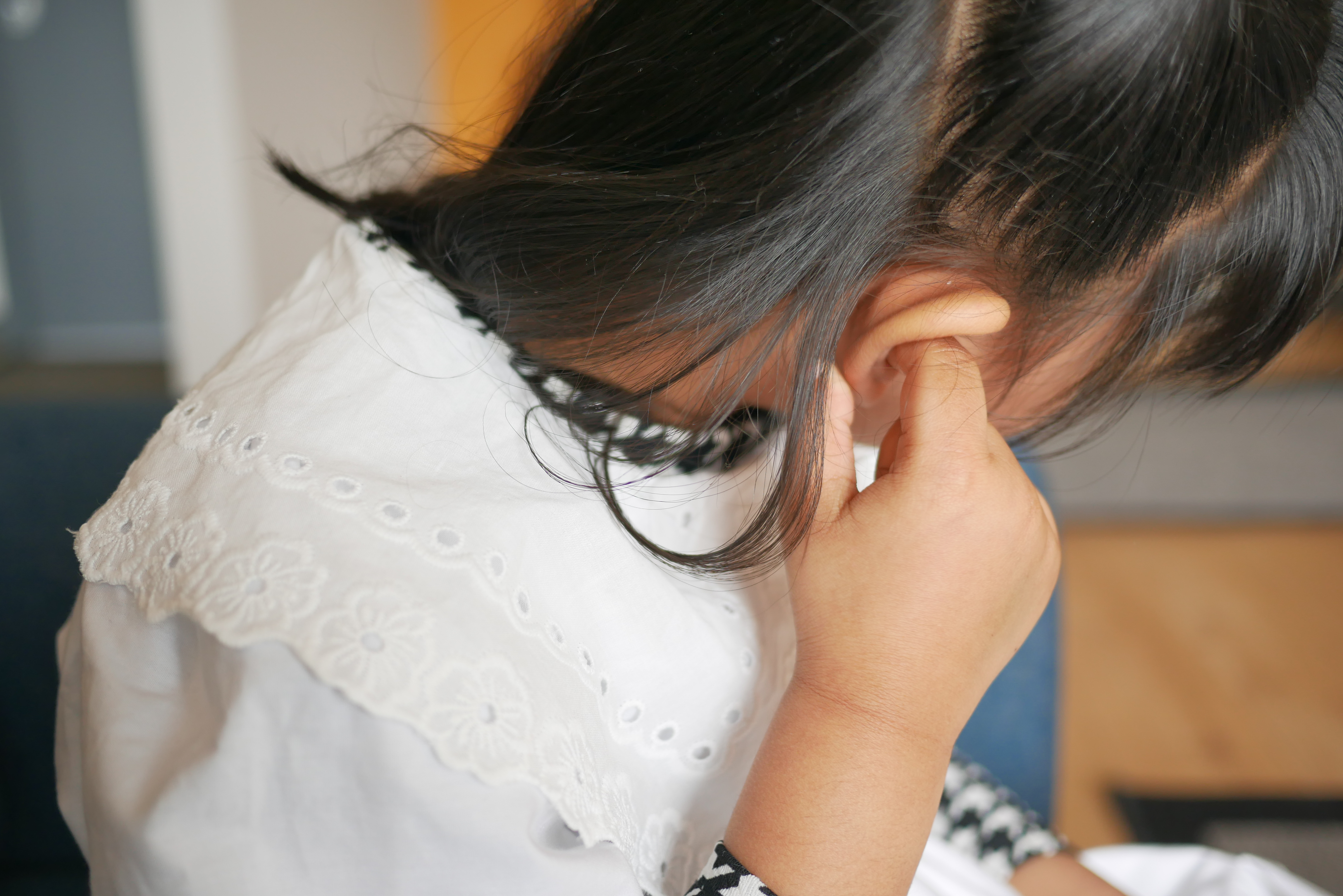 小孩反覆發燒耳痛？醫師營養師教你症狀判斷與日常飲食改善