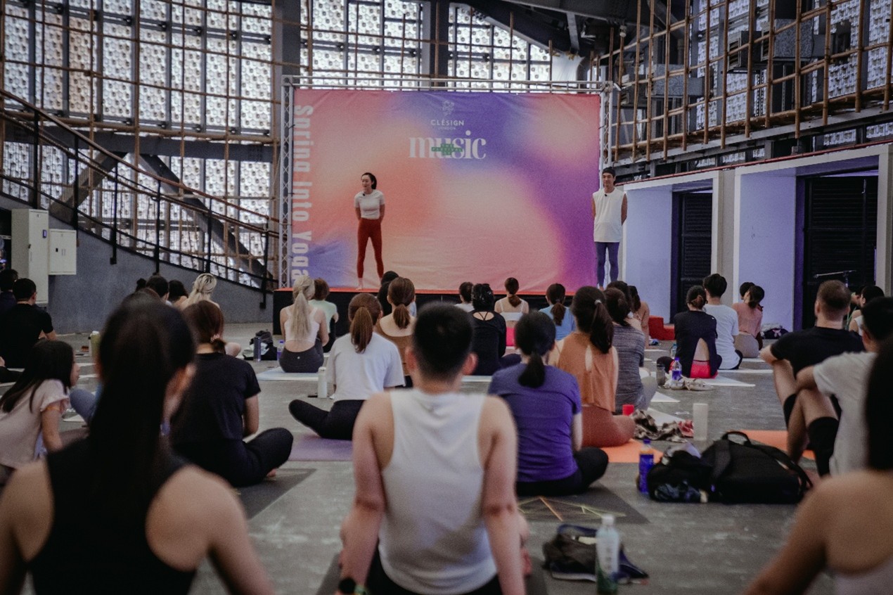 CLESIGN透過沉浸式瑜伽課程與自然療癒體驗，推動結合身心健康與永續生活的理念。