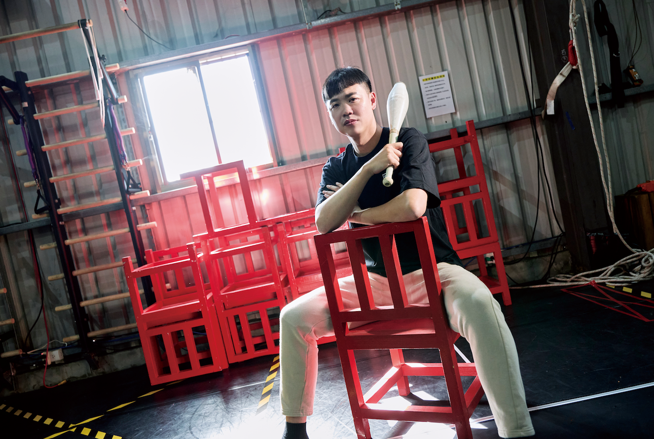 FOCASA_從「活下去」的本能，到素人翻身的浪潮