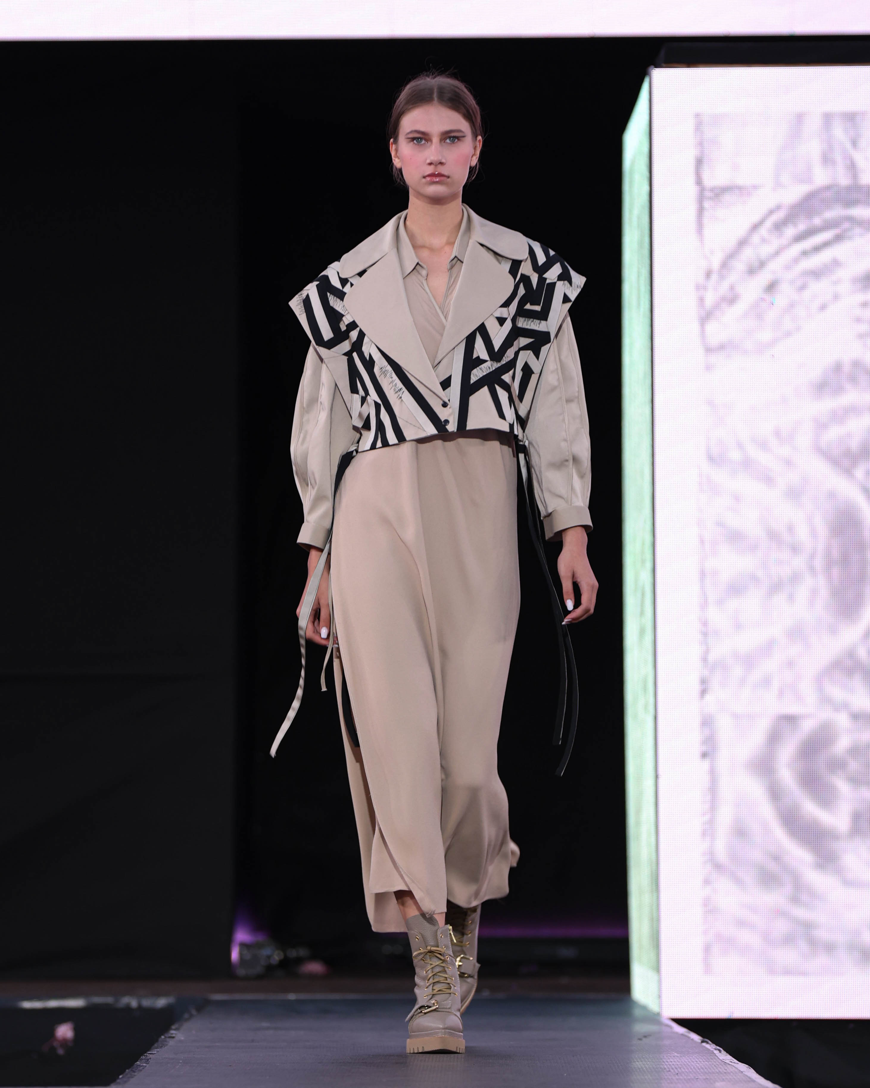 Lăzăr Cristina｜2025 SUSFUTURE 國際永續時尚設計展 3